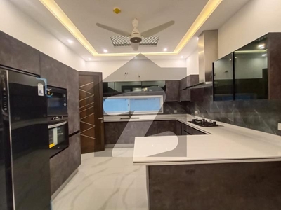 1 Kanal Modern Design Beautiful Upper Portion Available For Rent In DHA Phase 7 DHA Phase 7