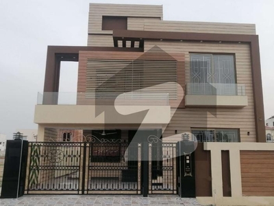 10 MARLA BASEMENT HOUSE FOR SALE IN BAHRIA TOWN LAHORE Bahria Town Sector C