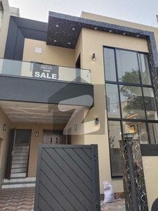 10 Marla Brand New House Are Available For Sale In Rose Block In Park View Cit Park View City Rose Block