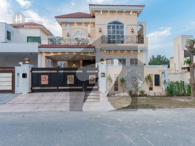 10 MARLA BRAND NEW SPANISH DESIGN HOUSE FOR SALE DHA Phase 8 Ex Air Avenue