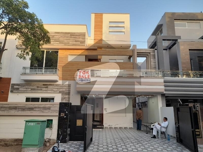 10 Marla Brand New Ultra Modern Lavish House With For Sale In Talha Block Deal Done With Owner Meeting Bahria Town Talha Block