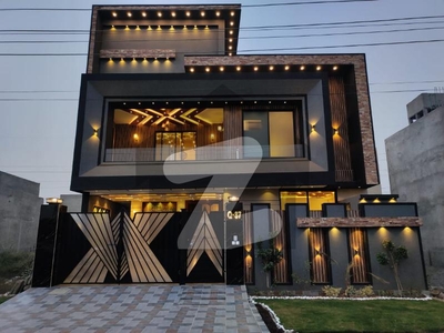 10 Marla Designer Style Ultra Modern Villa Available For Sale Wapda Town Phase 2