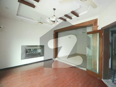 10 Marla Full House For Rent in Dha phase 3 DHA Phase 3 Block Z