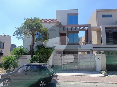 10 Marla House Available For Rent In Overseas A Block Bahria Town, Lahore Bahria Town Overseas A