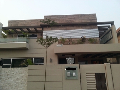 10 Marla House for Sale in Karachi Block-4, Clifton