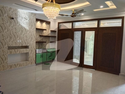 10 Marla Like Brand New Upper Portion Available For Rent In Bahria Town Lahore. Bahria Town Nishtar Block
