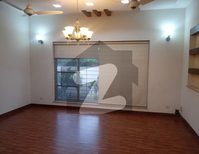 10 MARLA LOWER PORTION FOR RENT IN DHA PHASE 8 DHA Phase 8