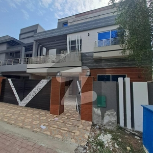 10 MARLA MODREN DESIGN HOUSE FOR SALE IN LOW BUDGET Bahria Orchard Phase 1 Central