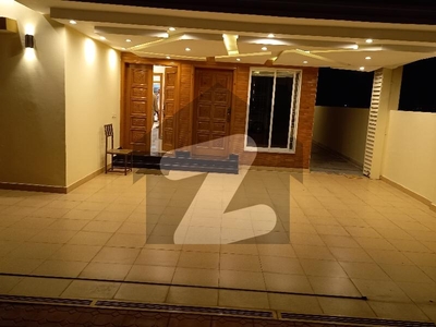 10 Marla Upper Portion For Rent Bahria Town Phase 8 Block E
