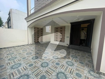 10 Marla Upper Portion For Rent in Bahria Town Lahore Bahria Town