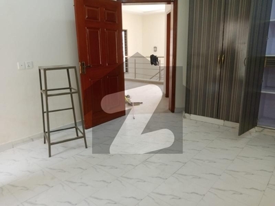 10 Marla Upper Portion In Lahore Is Available For rent DHA Phase 8