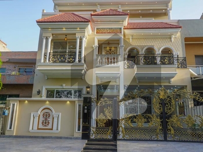12 Marla Triple Story Facing Park House For SALE In Johar Town Near To Doctor Hosptial And Canal Road Sui Gas Installed Johar Town