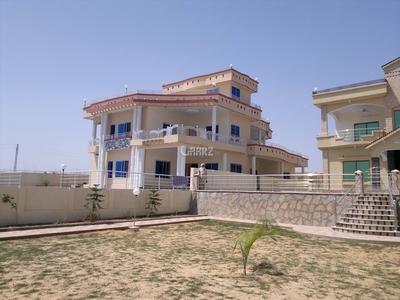 1.33 Kanal House for Sale in Islamabad F-11