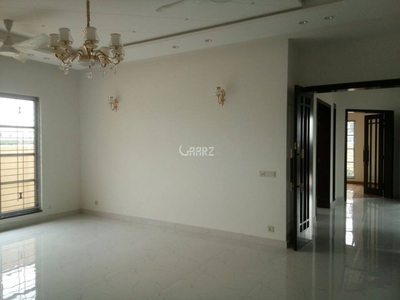 1350 Square Feet Apartment for Sale in Karachi Clifton Block-4