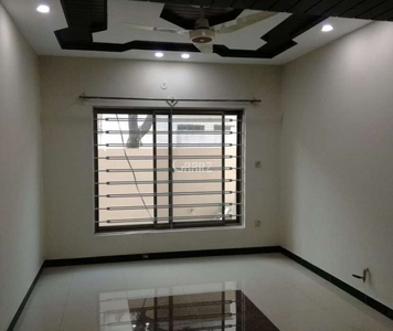 1800 Square Feet Apartment for Sale in Karachi Clifton Block-9