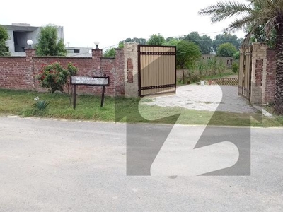2 Kanal Farm House Is Available For Sale In Bedian Road Bedian Road