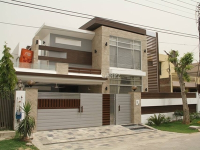 2 Kanal House for Sale in Lahore New Muslim Town