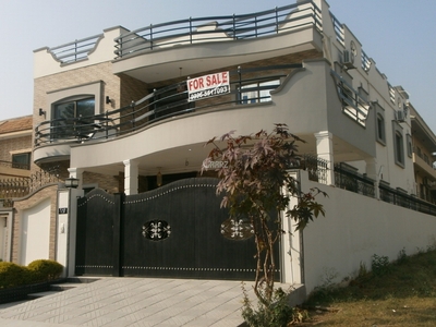 22 Marla House for Sale in Islamabad F-8/3