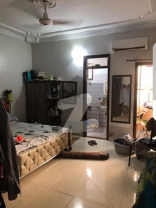 256 SQYARDS | FOR SALE | BLOCK L | PORTION | GROUND FLOOR | 3BED DRAWING LOUNGE With Great ventilation no issue of sweet water NORTH NAZAMBAD BLOCK L North Nazimabad Block L