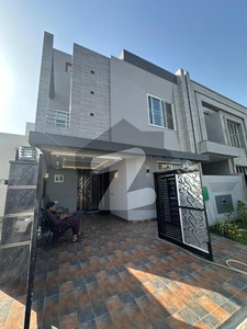 3 BEDS 5 MARLA BRAND NEW HOUSE FOR SALE LOCATED BAHRIA ORCHARD LAHORE Bahria Orchard Phase 1 Eastern