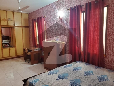 300 Sq Yards House For Sale At Good Location Gulshan-e-Jamal