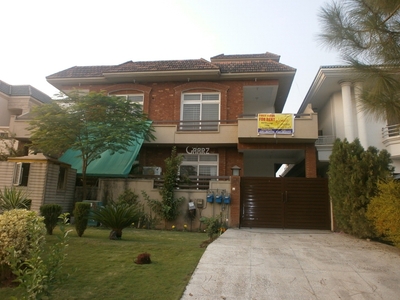 32 Marla House for Sale in Islamabad F-10/2