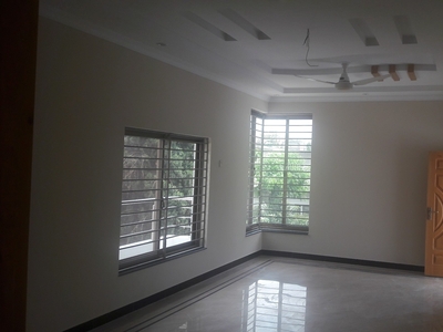 400 Square Yard House for Sale in Islamabad F-11/2