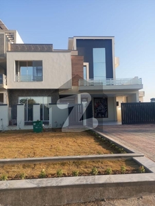 40x80 (14Marla)Brand New Modren Luxury House Available For sale in G_13 proper Main Double Road (150Feet) Park view Rent value 3.5 Lakh G-13