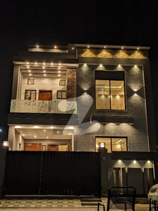 5 Marla Brand New First Entry Luxury Double Storey Double Unit Latest Modern Stylish House Available For Sale In Park View City Lahore By Fast Property Services Real Estate And Builders With Original Pictures. Park View City