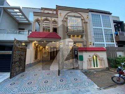 5 Marla Classic Designer house for sale hot location bahria Bahria Town Sector C