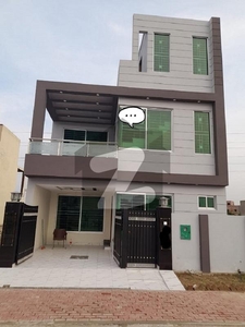 5 Marla Residential House For Sale In EE Block Bahria town Lahore Bahria Town Block EE
