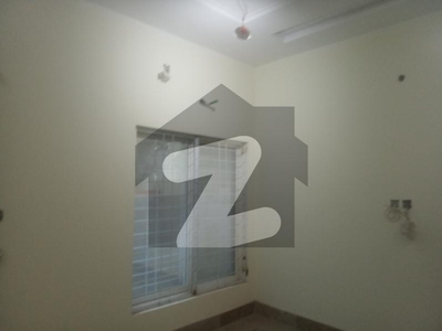 5 MARLA UPPER PORTION AVAILABLE FOR RENT Wapda City