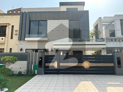 8 Marla Brand New House super Hot Location Usman Block Sector B Bahria Town Lahore Demand 260 Bahria Town Usman Block