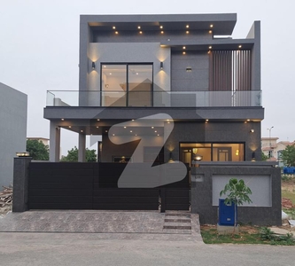 8 MARLA FULL LEVISH AND LUXURY HOUSE AVAILABLE FOR SALE IN DHA 9 TOWN DHA 9 Town