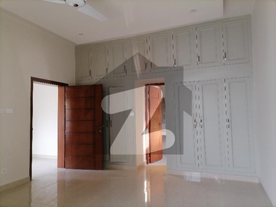 A 666 Square Yards House In Islamabad Is On The Market For sale F-8/3