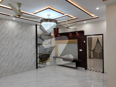 Bahria Town - Sector F House Sized 10 Marla For rent Bahria Town Sector F