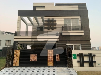 Beautiful 8 Marla House For Sale In D Block, Bahria Orchard Lahore. Low Cost Block D