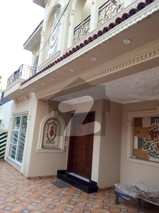 DHA 5 Marla Beautiful House For Rent in 9 Town | Reasonable Deal DHA 9 Town