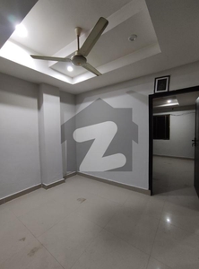 E-11/2 one bed unfurnished flat available for rent in E-11 Islamabad E-11
