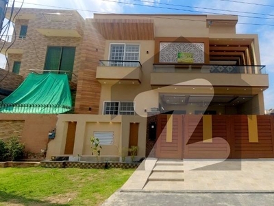 End Your Search For Prime Location House Here And sale Now LDA Avenue Block J