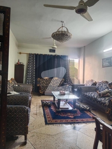 Flat available for sale Gulistan-e-Jauhar Block 18