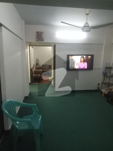 Flat For Sale 2 Flats Available For Sale Gulshan-e-Iqbal Block 6