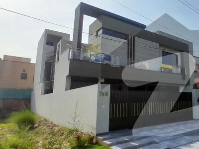 Get Your Hands On Prime Location House In Lahore Best Area Izmir Town Block G