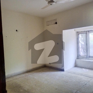 Ground Portion For Rent In G9 Islamabad G-9/4