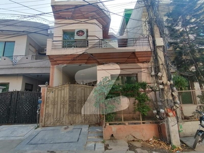 Johar town phase 2 5MARLA house for sale near emporium mall and Expo center owner build Marbal following Johar Town Phase 2