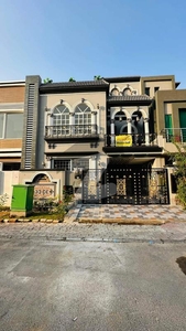 Luxurious Designer 5 Marla brand new House For Sale in Bahria Town Lahore Bahria Town Sector E