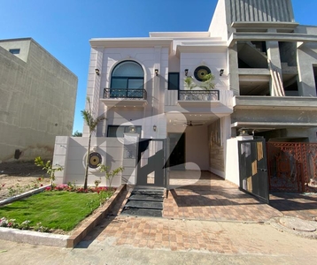New Classic House 5 Marla In FF Block Available For Sale In Phase Wafi Citi Citi Housing Society