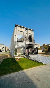 On 60 Fit Road Brand New 5 Marla House Available For Sale In Park View City Lahore Park View City Rose Block