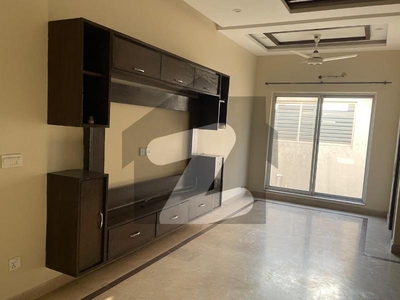 One Kanal Upper Portion Available For Rent In DHA Phase 6 Lahore DHA Phase 6