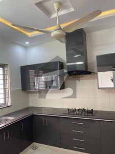 One Kanal Beautiful Upper Portion For Rent In Phase 4, DHA, DHA Phase 4 Block FF